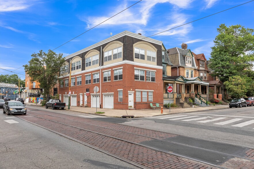 4821 Florence Ave, Philadelphia, PA for sale - Primary Photo - Image 1 of 1