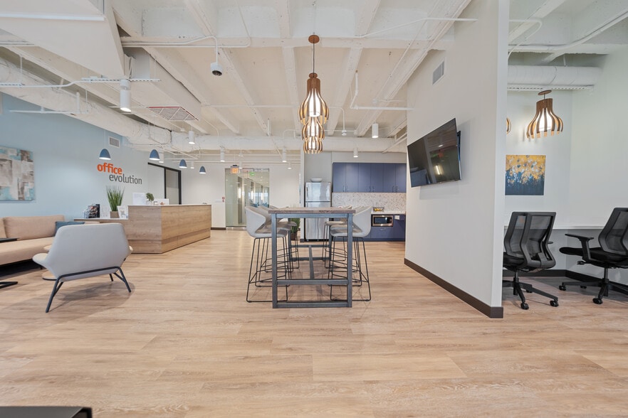 3500 Oak Lawn Ave, Dallas, TX for lease - Lobby - Image 3 of 18