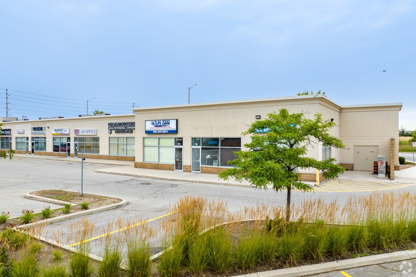 6980 Maritz Dr, Mississauga, ON L5W 1Z3 Falcon Plaza 6980 Maritz Dr, Mississauga, ON L5W 1Z3 Falcon Plaza
