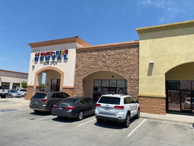 2610 W Baseline Rd, Phoenix, AZ for lease - Building Photo - Image 3 of 6