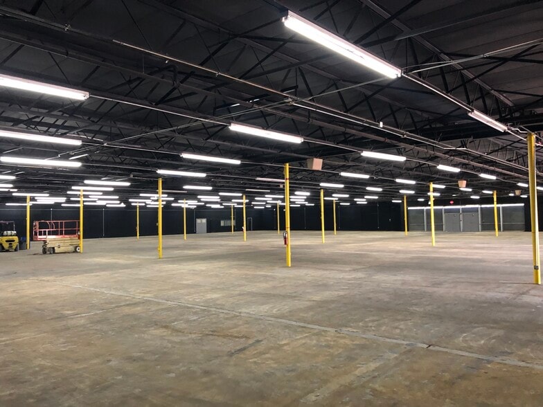 4700 Walgreen Rd, Jacksonville, FL for sale - Interior Photo - Image 2 of 16