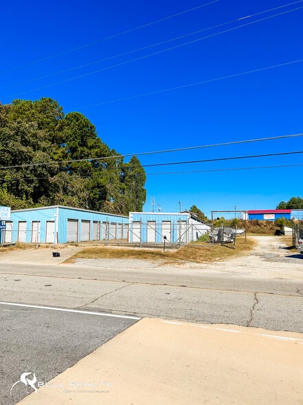 2570 Flat Shoals Rd SE, Conyers, GA for sale - Building Photo - Image 2 of 42