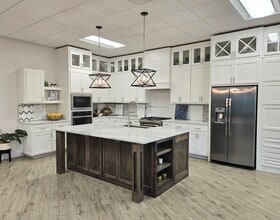 13901 Parkway Commons Dr, Oklahoma City, OK for lease Building Photo- Image 2 of 3