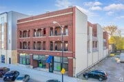 Schmidt Wagner Building - Storefront Property