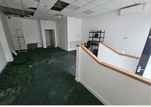 26-28 Grosvenor Rd, Aldershot for lease Interior Photo- Image 2 of 3