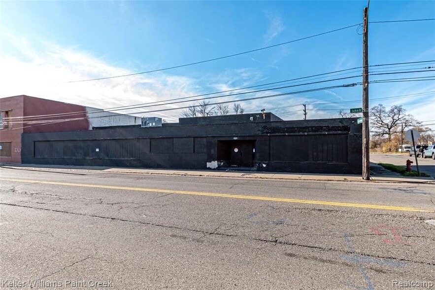18943 John R Rd, Detroit, MI for lease - Primary Photo - Image 1 of 44