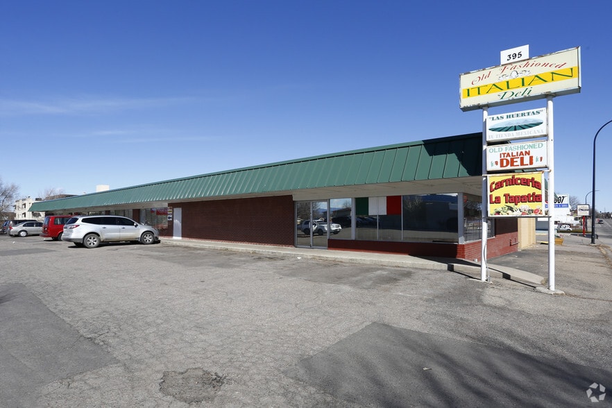 Littleton Blvd Assemblage portfolio of 3 properties for sale on LoopNet.com - Primary Photo - Image 1 of 2