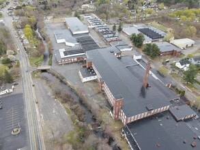 White St, Smithfield, RI - AERIAL  map view