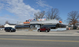 More details for 667 Airport Rd, Warwick, RI - Retail for Sale