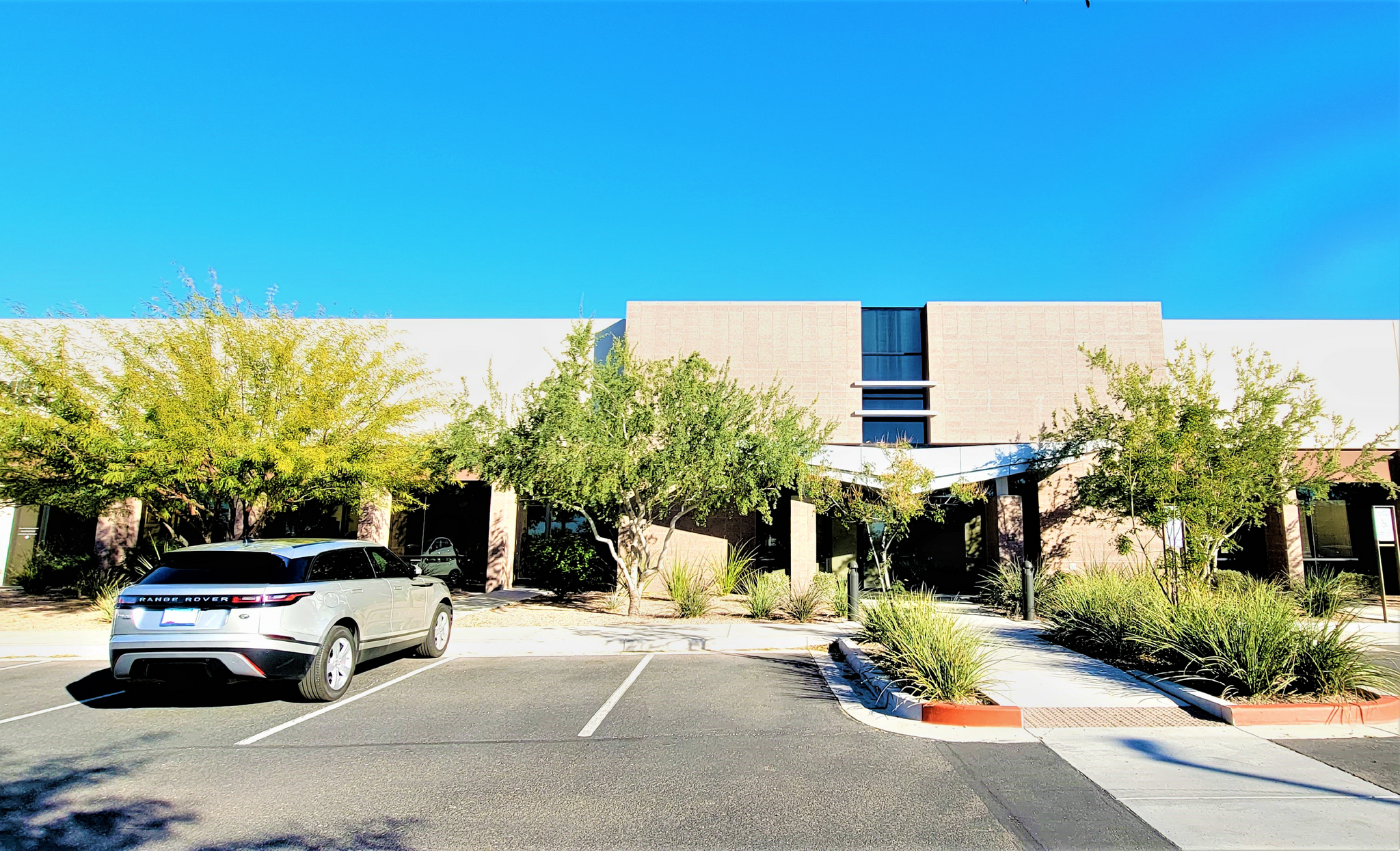 2065 S Cooper Rd, Chandler, AZ for lease Building Photo- Image 1 of 9