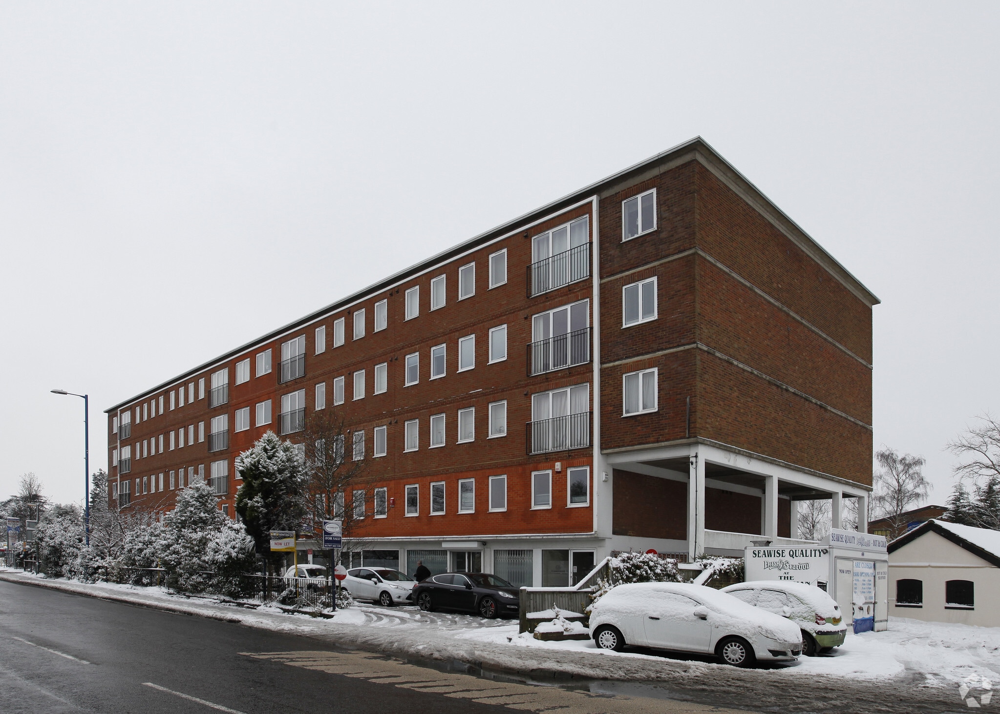 230 High St, Potters Bar for sale Primary Photo- Image 1 of 37