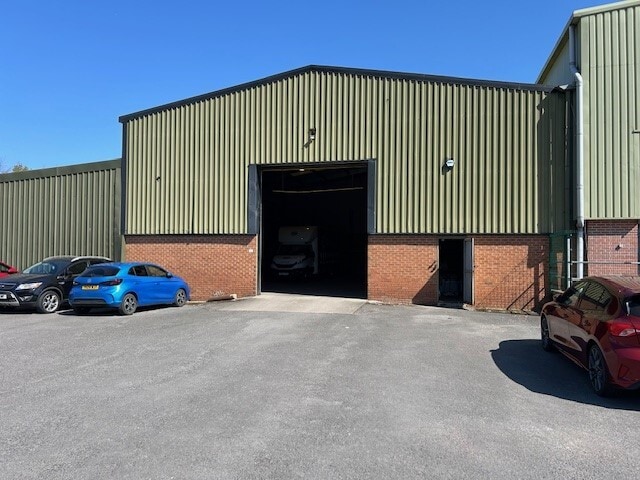 Valley Rd, Bradford for lease - Primary Photo - Image 1 of 1