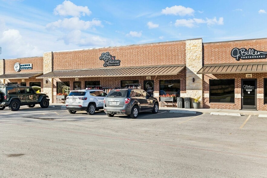 2801 Burleson Retta Rd, Burleson, TX for lease - Building Photo - Image 3 of 5