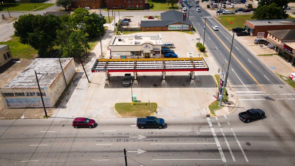 1804 Avenue H, Rosenberg, TX for sale - Aerial - Image 3 of 8