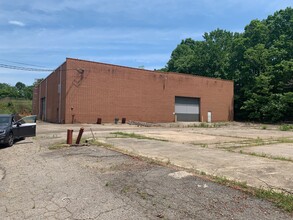 850 Hooker St, Martinsville, VA for lease Building Photo- Image 2 of 2