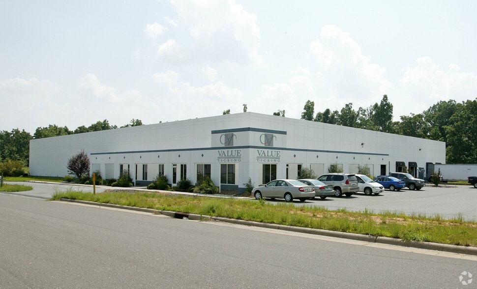 460 Welcome Center Blvd, Lexington, NC for sale - Primary Photo - Image 1 of 1