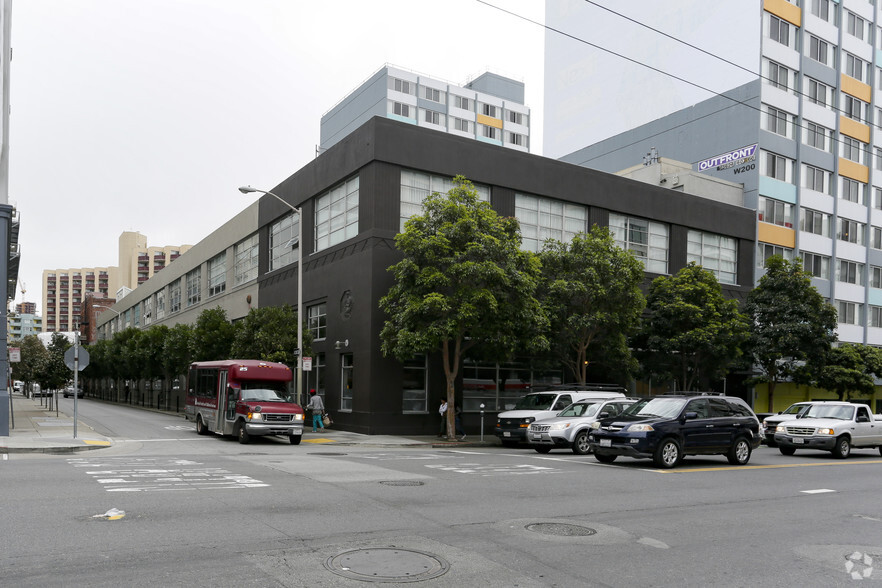 387 Tehama St, San Francisco, CA for lease - Building Photo - Image 2 of 3