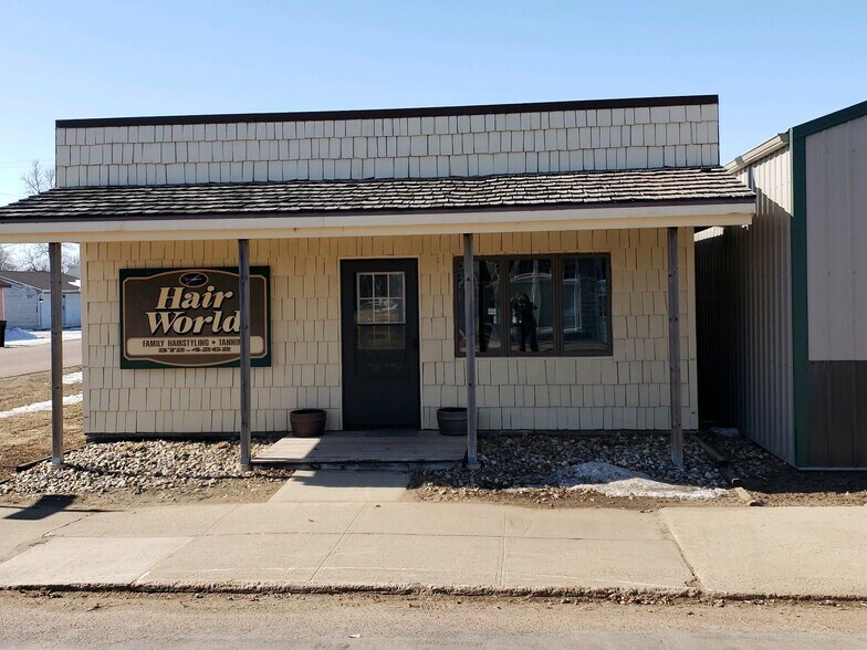 129 S Main St, Worthing, SD 57077