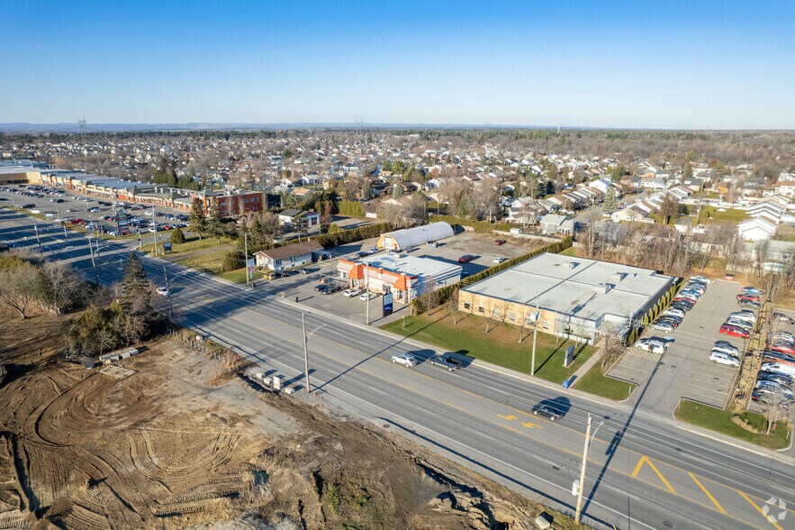 1320 Boul Du Cure-Labelle, Blainville, QC for sale - Aerial - Image 2 of 4
