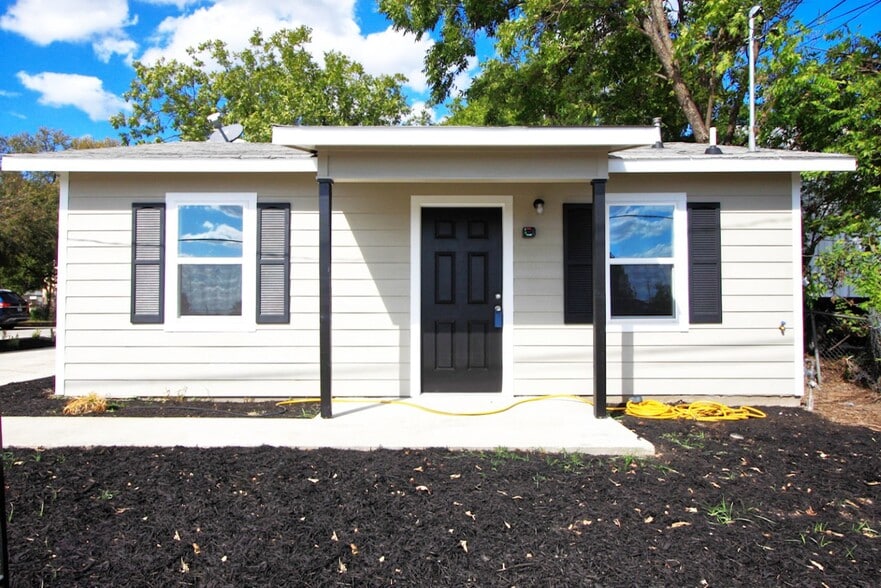 622 E 6th Ave, Belton, TX for sale - Primary Photo - Image 1 of 1