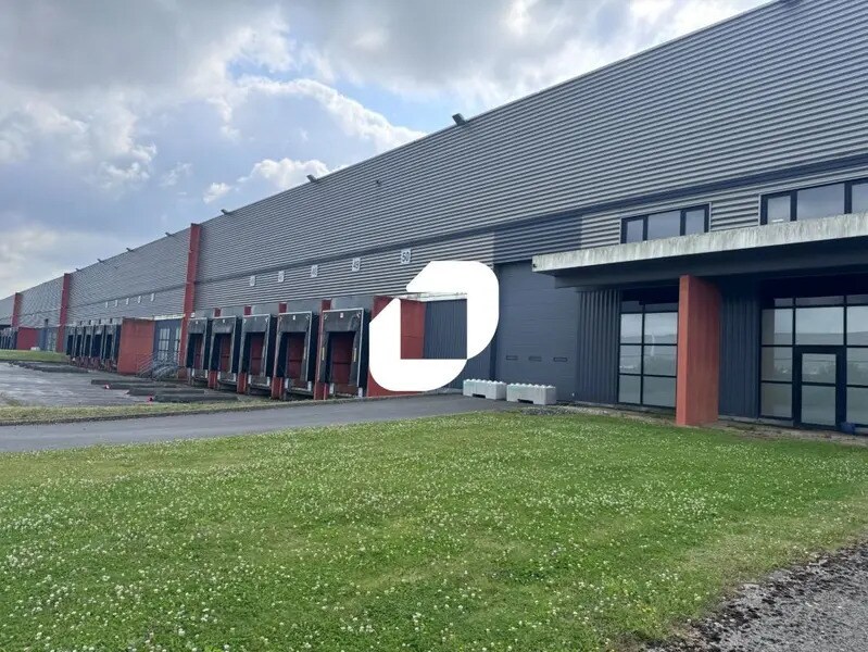 Industrial in Dourges for lease Building Photo- Image 1 of 10
