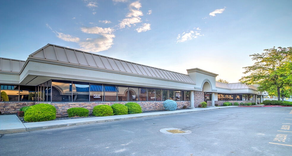 9436-9458 W Fairview Ave, Boise, ID for lease - Building Photo - Image 2 of 3