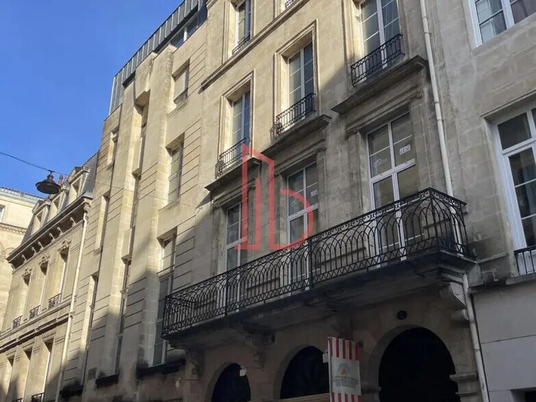 Office in Bordeaux for lease - Building Photo - Image 1 of 6