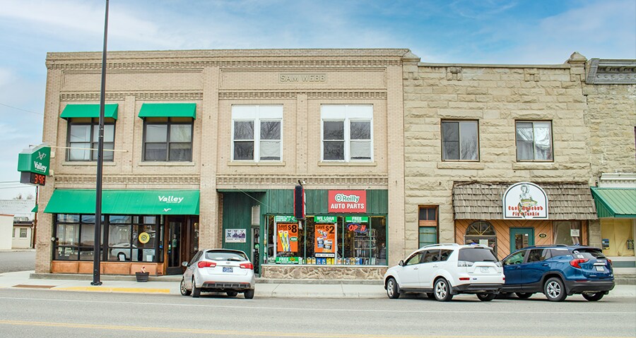 400-434 W Pike Ave, Columbus, MT for sale - Primary Photo - Image 1 of 1