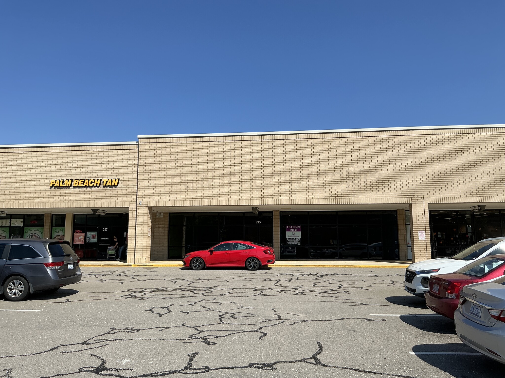 102-400 Westwood Shopping Ctr, Fayetteville, NC for lease Building Photo- Image 1 of 1