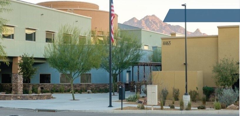 4465 S I 19 Frontage Rd, Green Valley, AZ for lease Building Photo- Image 1 of 4