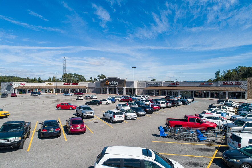 24833 John Reid Pky, Scottsboro, AL, 35768 Office/Retail Space For