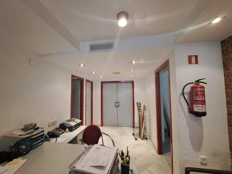 Office in El Ejido, Almería for lease - Building Photo - Image 1 of 6