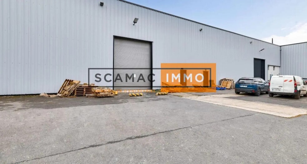 Industrial in Villeneuve-la-Garenne for lease - Building Photo - Image 2 of 5