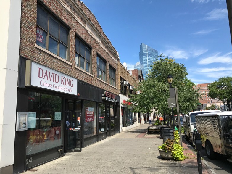 124-128 Mamaroneck Ave, White Plains, NY for sale - Building Photo - Image 1 of 1