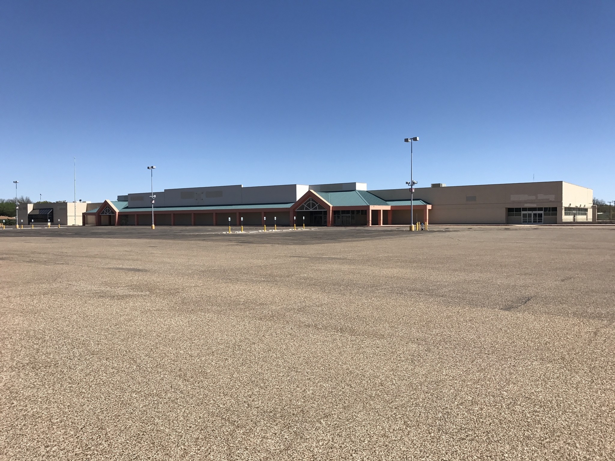 6501 University Ave, Lubbock, TX for sale Primary Photo- Image 1 of 1