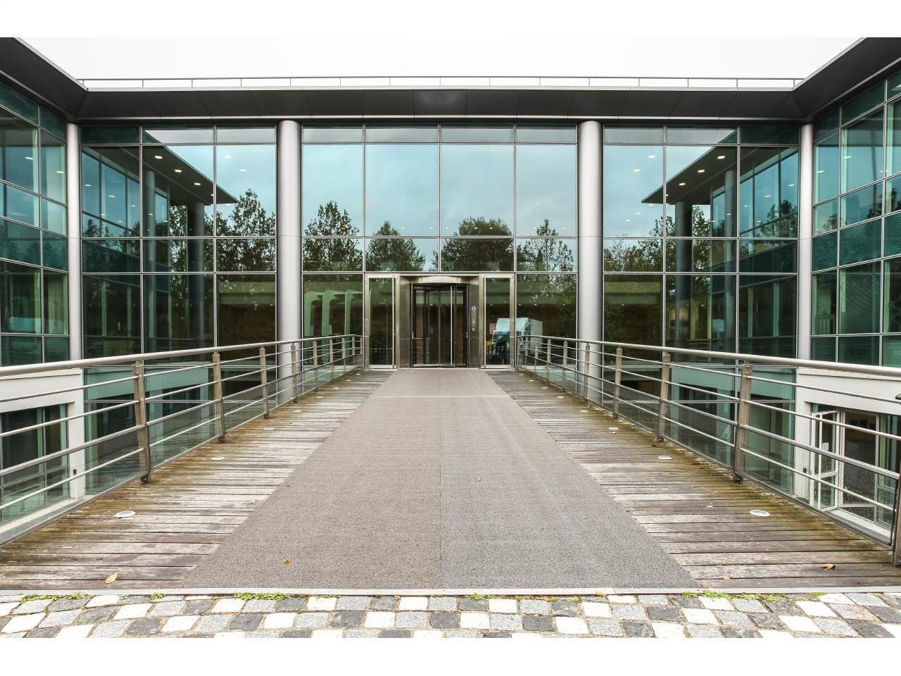 229 Rue De La Belle Etoile, Roissy-en-France for lease Building Photo- Image 1 of 13