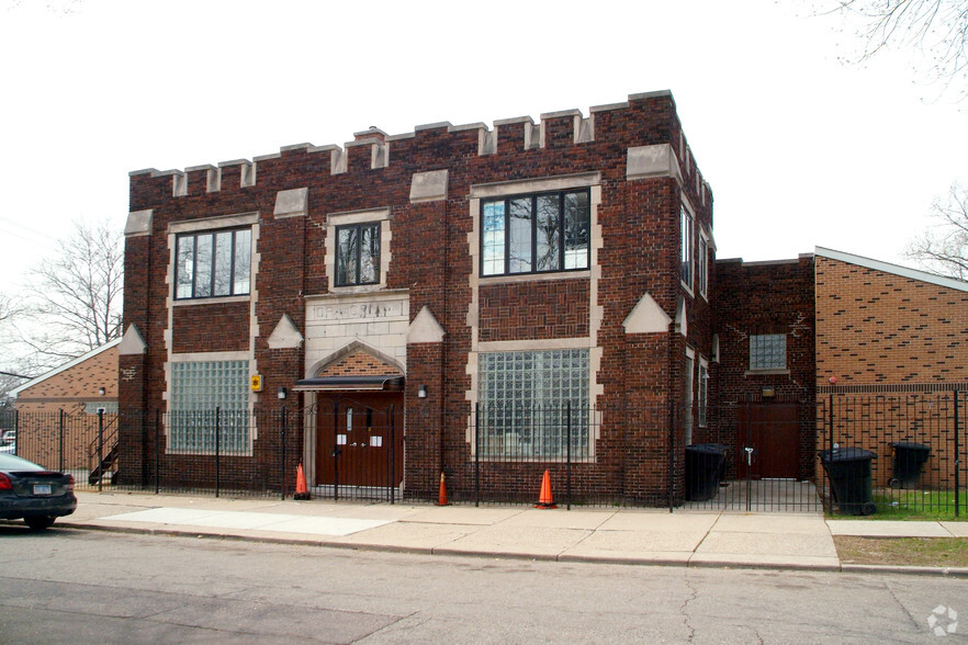 3111 Elmwood St, Detroit, MI for lease - Building Photo - Image 2 of 7