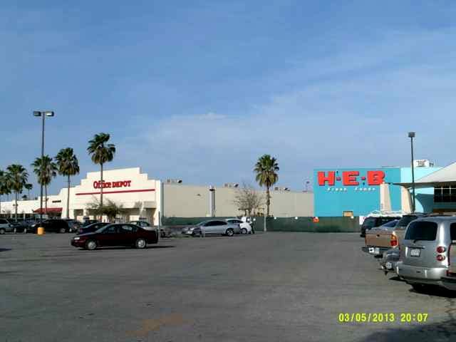 613 Expressway 77, Harlingen, TX for lease - Building Photo - Image 3 of 31