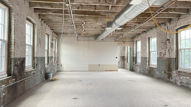 417-431 N 14th St, Allentown, PA for lease Interior Photo- Image 2 of 4