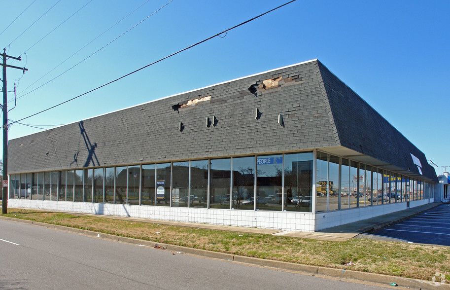 6029-6035 E Virginia Beach Blvd, Norfolk, VA for sale - Building Photo - Image 2 of 8