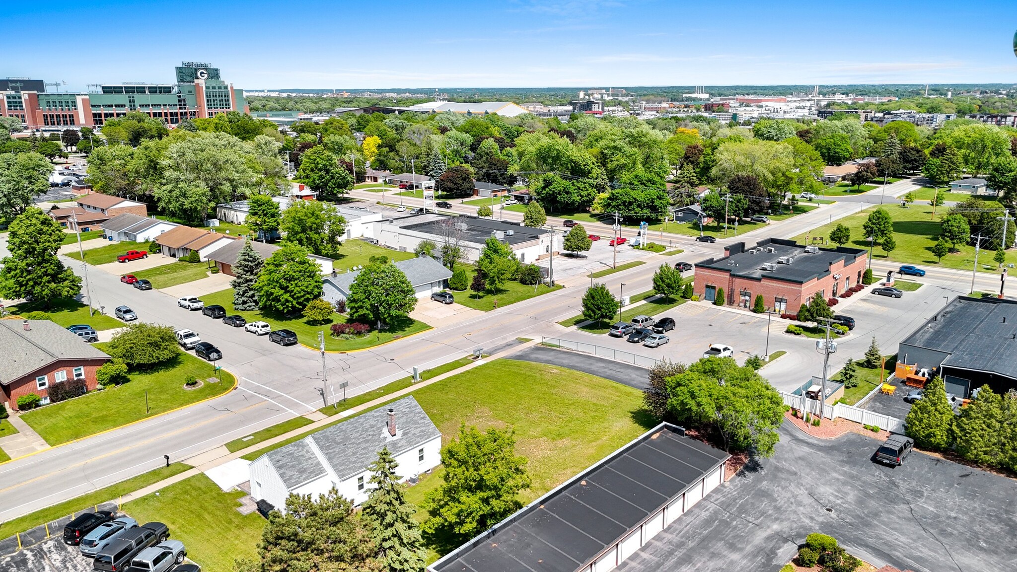 1047 Marvelle ln, Green Bay, WI for sale Aerial- Image 1 of 12