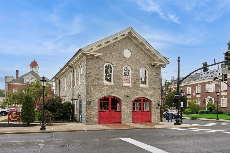 300 Pond St, Bristol, PA for sale - Building Photo - Image 2 of 26