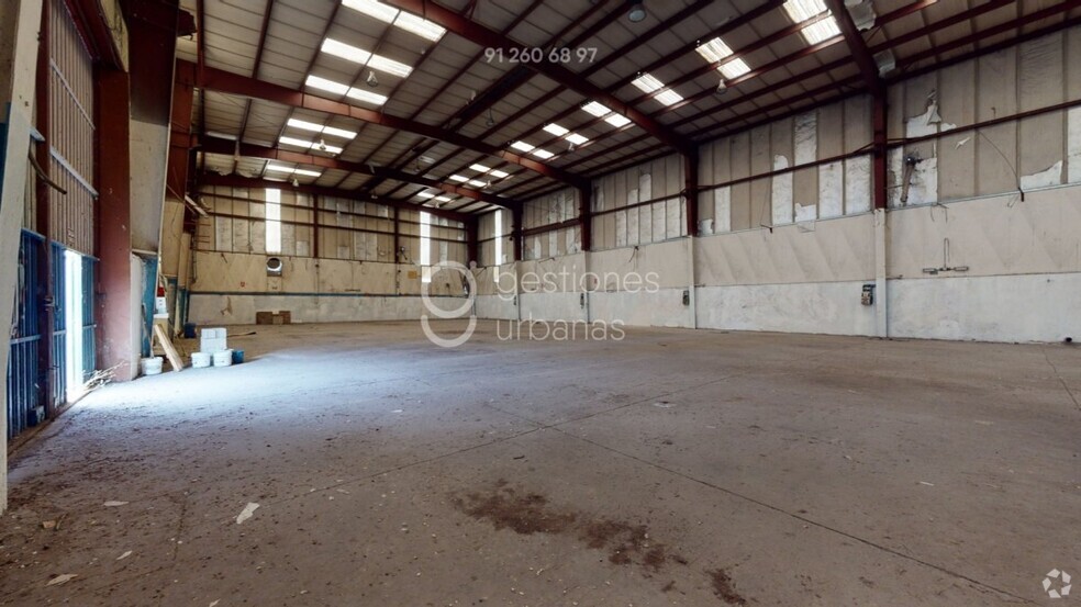 Industrial in Valdemoro, MAD for lease - Building Photo - Image 2 of 15