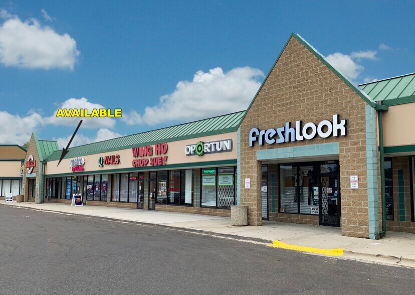 155 Clock Tower Plz, Elgin, IL 60120
