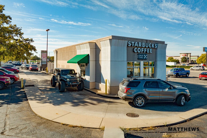 2166 N Amidon Ave, Wichita, KS for sale - Building Photo - Image 2 of 3