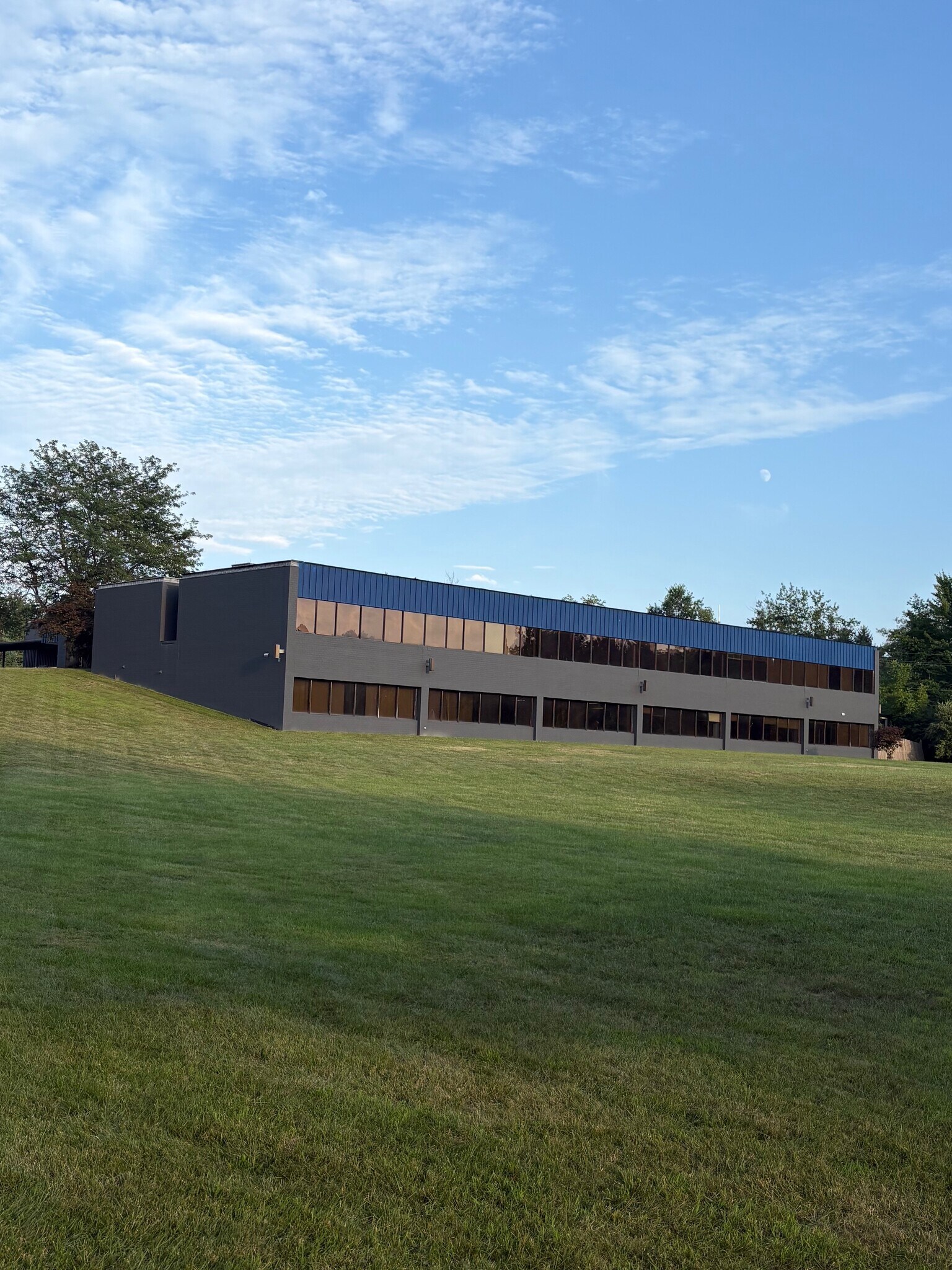 650 S Prospect Ave, Hartville, OH for lease Building Photo- Image 1 of 19