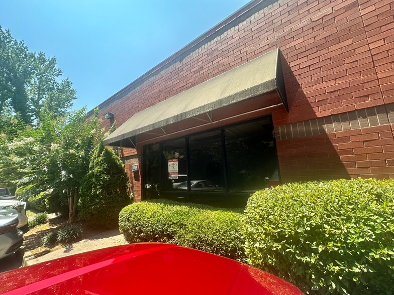 4250 Keith Bridge Rd, Cumming, GA for lease - Building Photo - Image 2 of 10