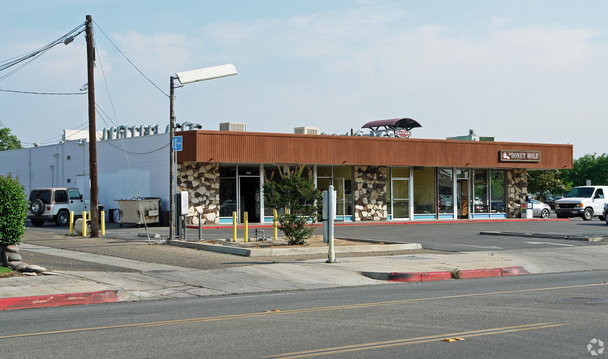 3099 Tulare St, Fresno, CA for sale Primary Photo- Image 1 of 1