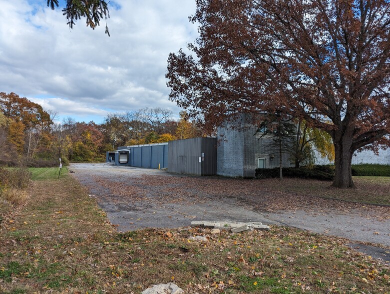 50 Toc Dr, Highland, NY for lease - Building Photo - Image 2 of 12