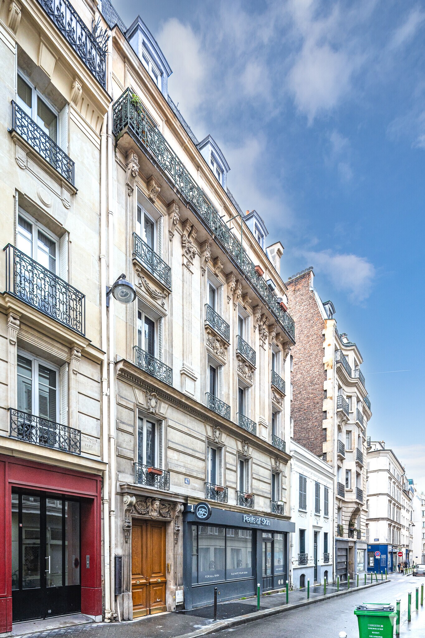 Office in Paris for lease Primary Photo- Image 1 of 2